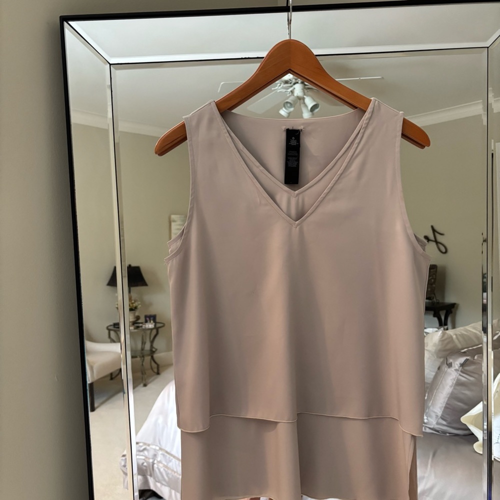 Chicos V Neck  Sleeveless Top 
size 0( 4-6)